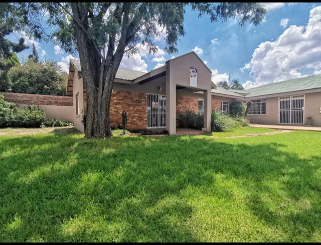 350M² OFFICE TO LET IN FRANKLIN ROOSEVELT PARK